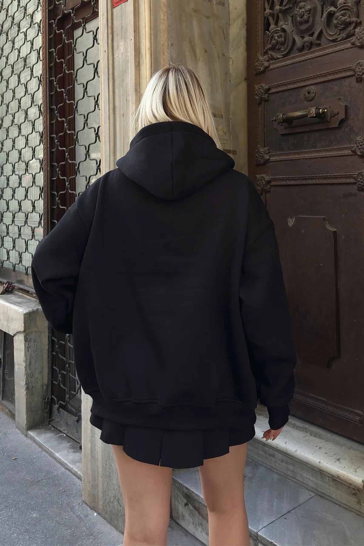 Siyah Stay Kapüşonlu Kanguru Cepli İçi Polarlı Oversize Kadın Sweatshirt