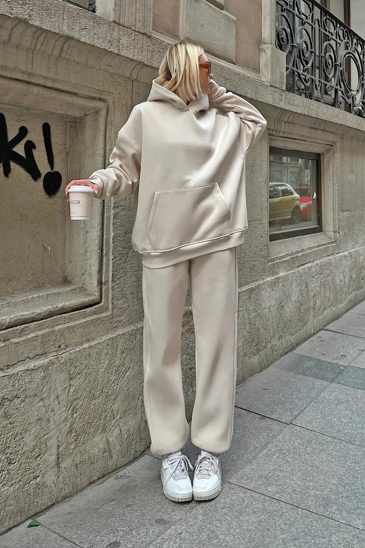 Bej Felpa Kapüşonlu Sweatshirt-Eşofman İçi Şardonlu Kadın Eşofman Takımı