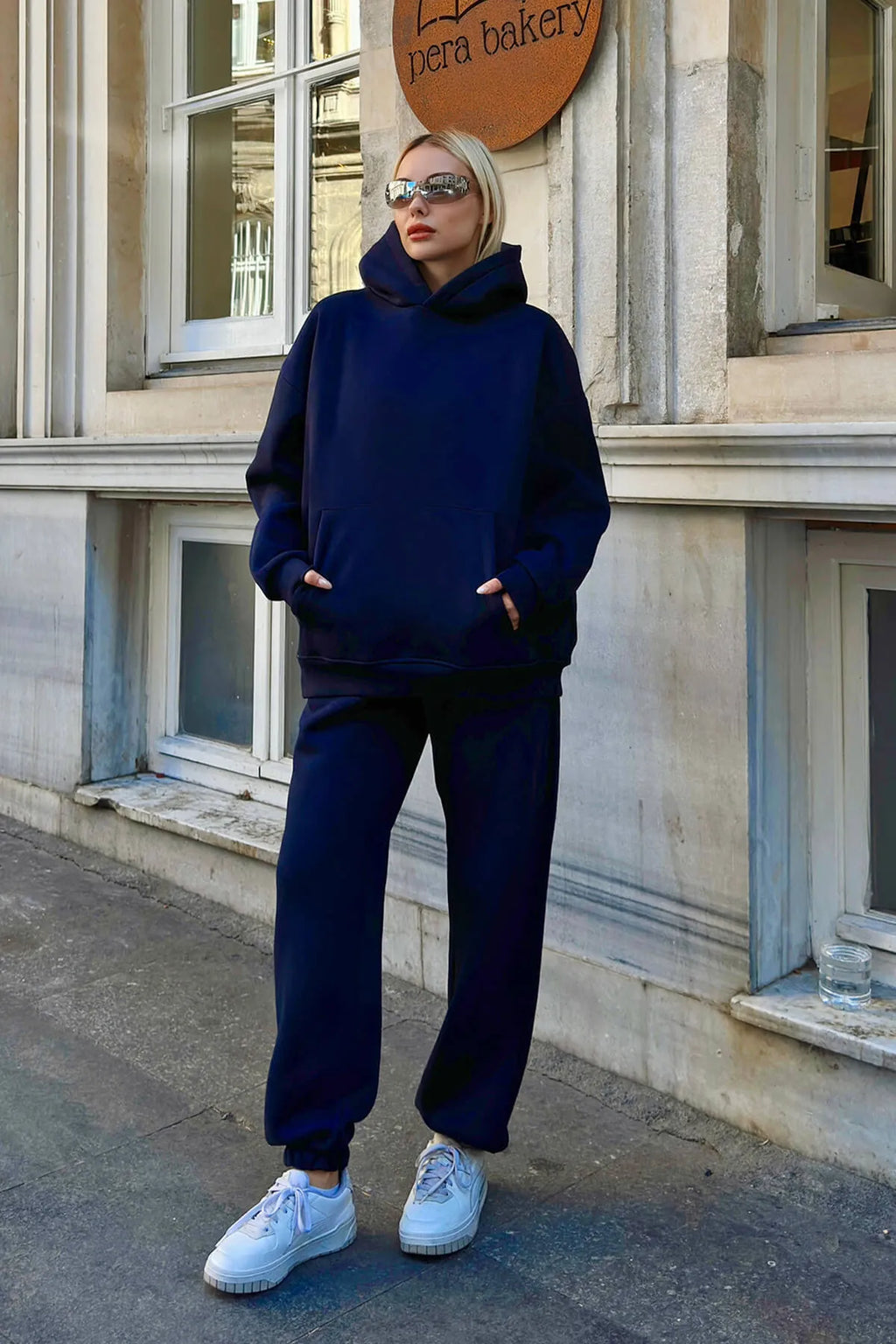 Lacivert Felpa Kapüşonlu Sweatshirt-Eşofman İçi Şardonlu Kadın Eşofman Takımı