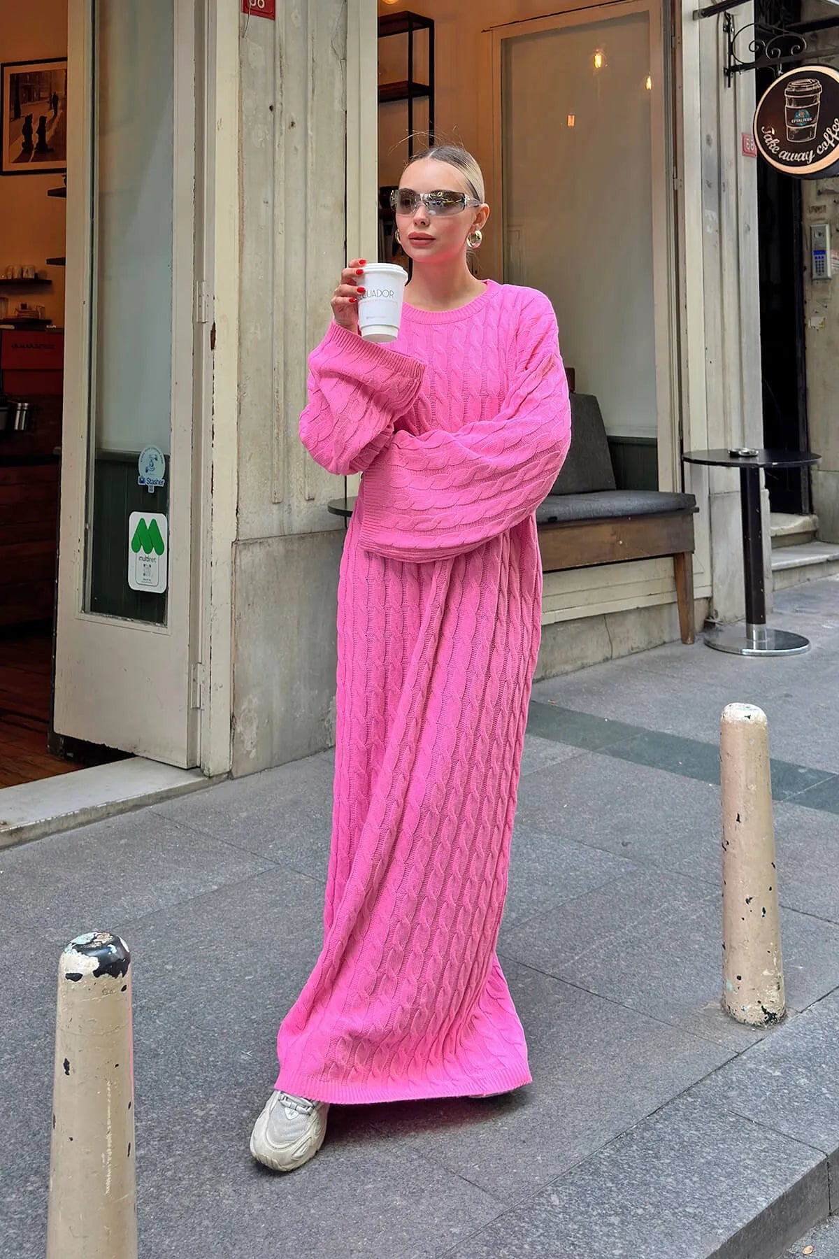 Pembe Bisiklet Yaka Saç Örgülü Kadın Triko Midi Elbise