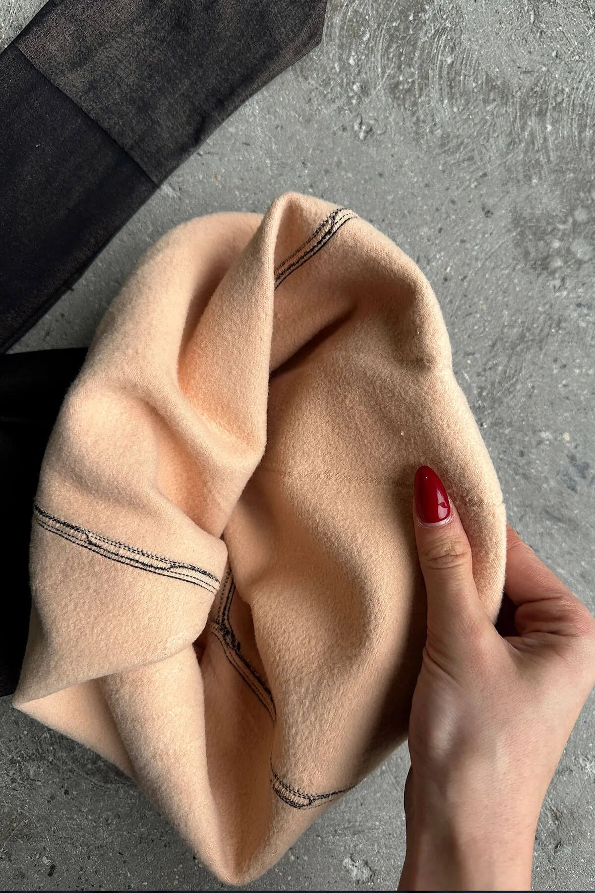 Siyah Ten Görünümlü Peluş Içi Termal Kışlık Kadın Tayt Külotlu Çorap