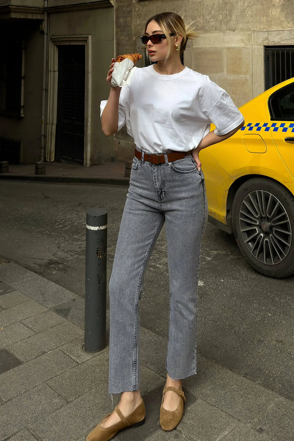 Füme Kısa Boy Fit Kesik Paça Kadın Jean