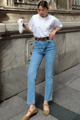 Açık Mavi Kısa Boy Fit Kesik Paça Kadın Jean
