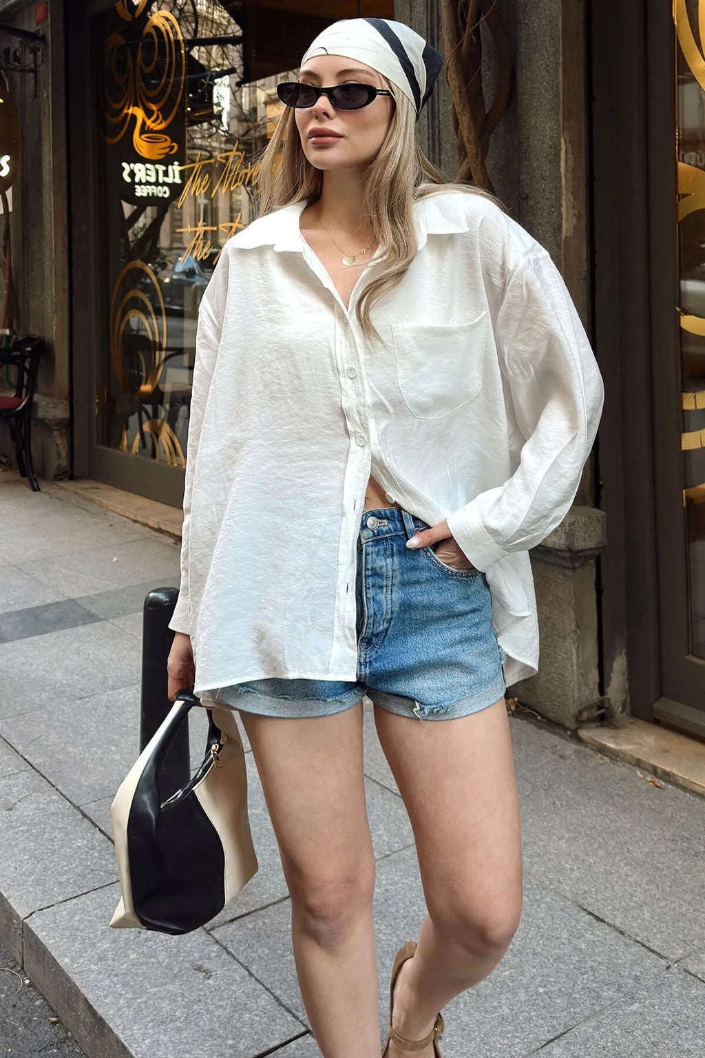 Beyaz Due Oversize Modal A Pile Tek Cepli Kadın Gömlek