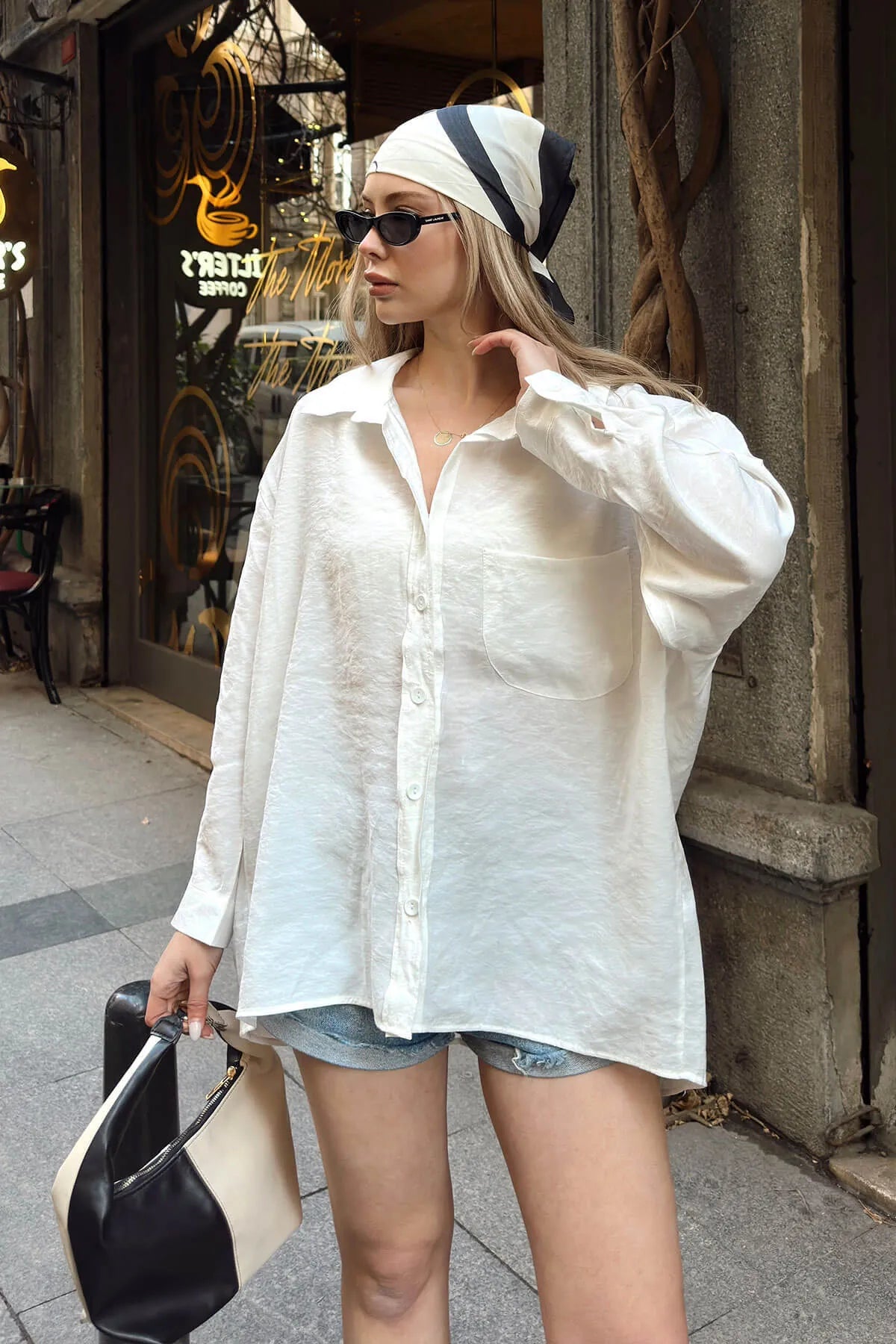 Beyaz Due Oversize Modal A Pile Tek Cepli Kadın Gömlek