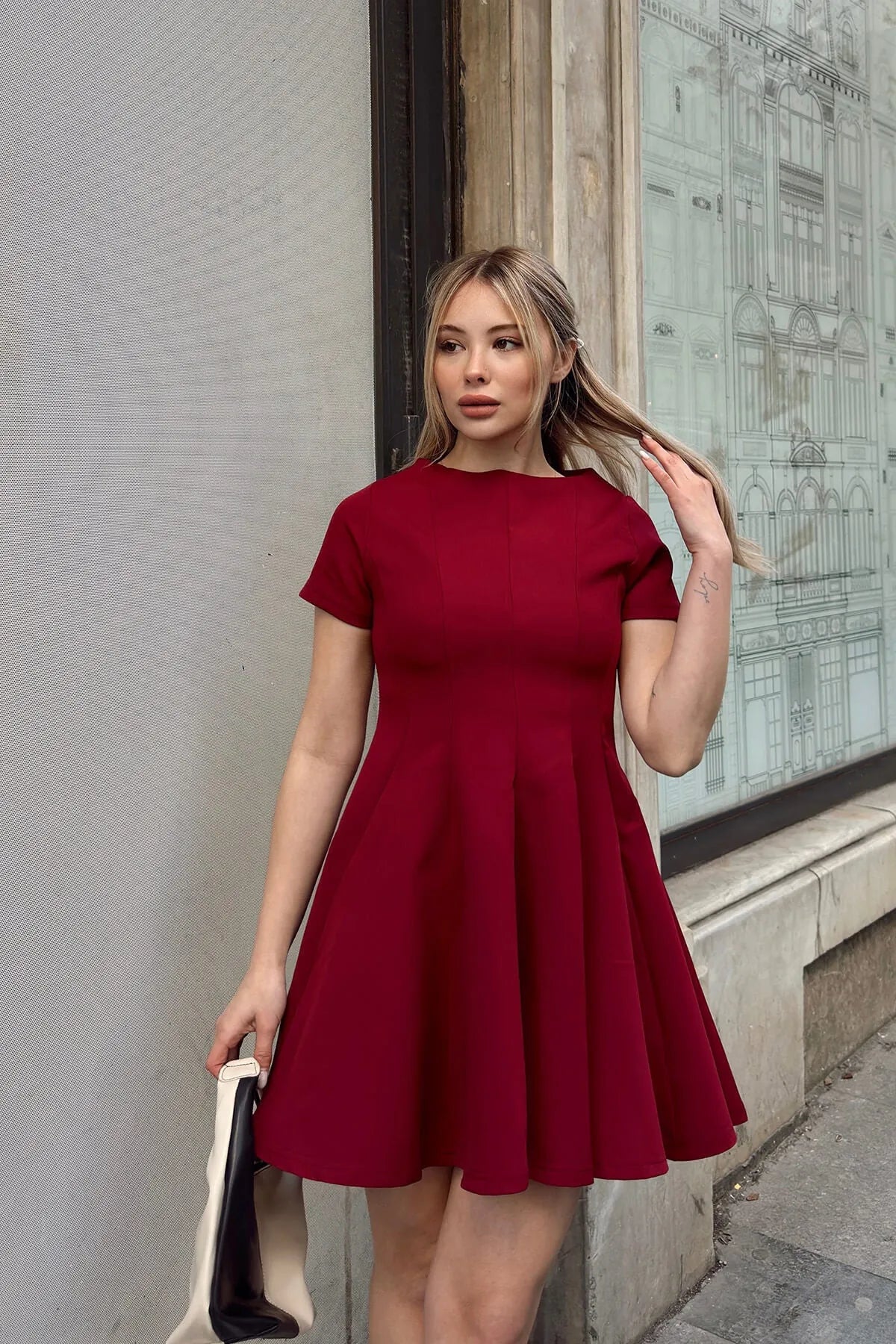 Bordo Kısa Kol Bisiklet Yaka Volanlı Kadın Mini Elbise