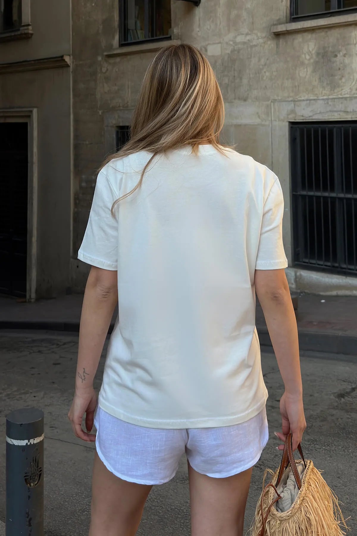 Beyaz Basic Bisiklet Yaka Modal Kumaş Kadın T-shirt