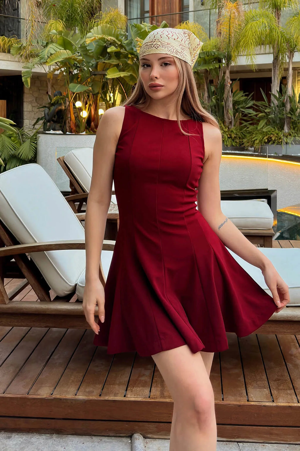 Bordo Sıfır Kol Volanlı Kadın Mini Elbise