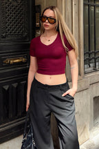 Bordo Peria V Yaka Kısa Kol Kadın Crop T-shirt