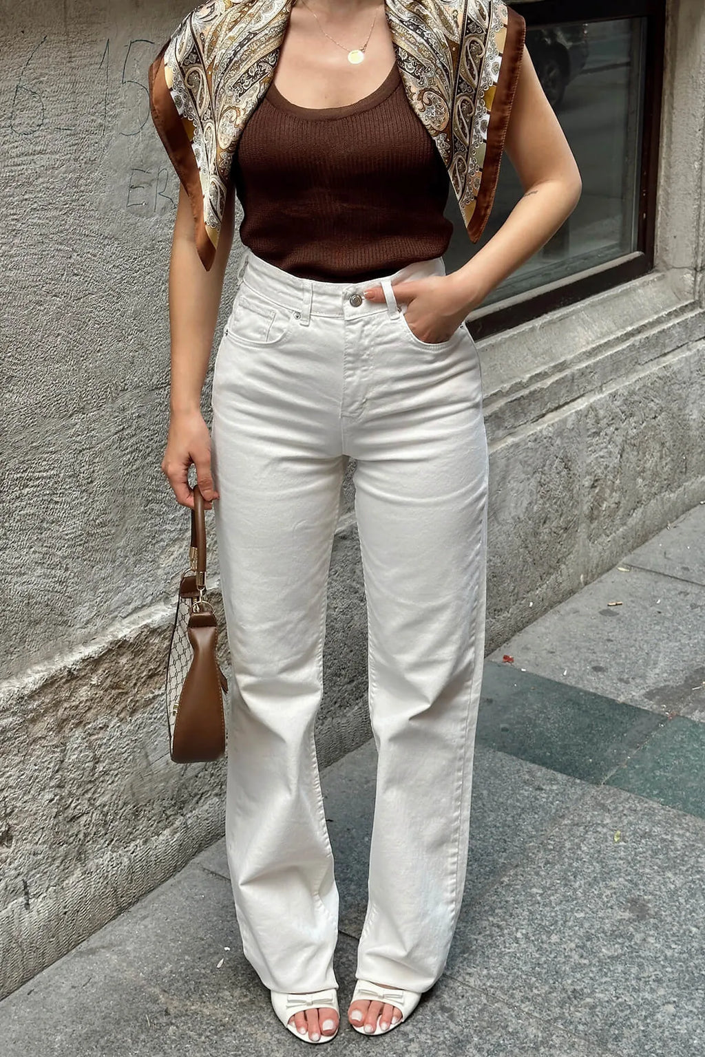 Bej Paça Detaylı Yüksek Bel Wide Leg Kadın Jean