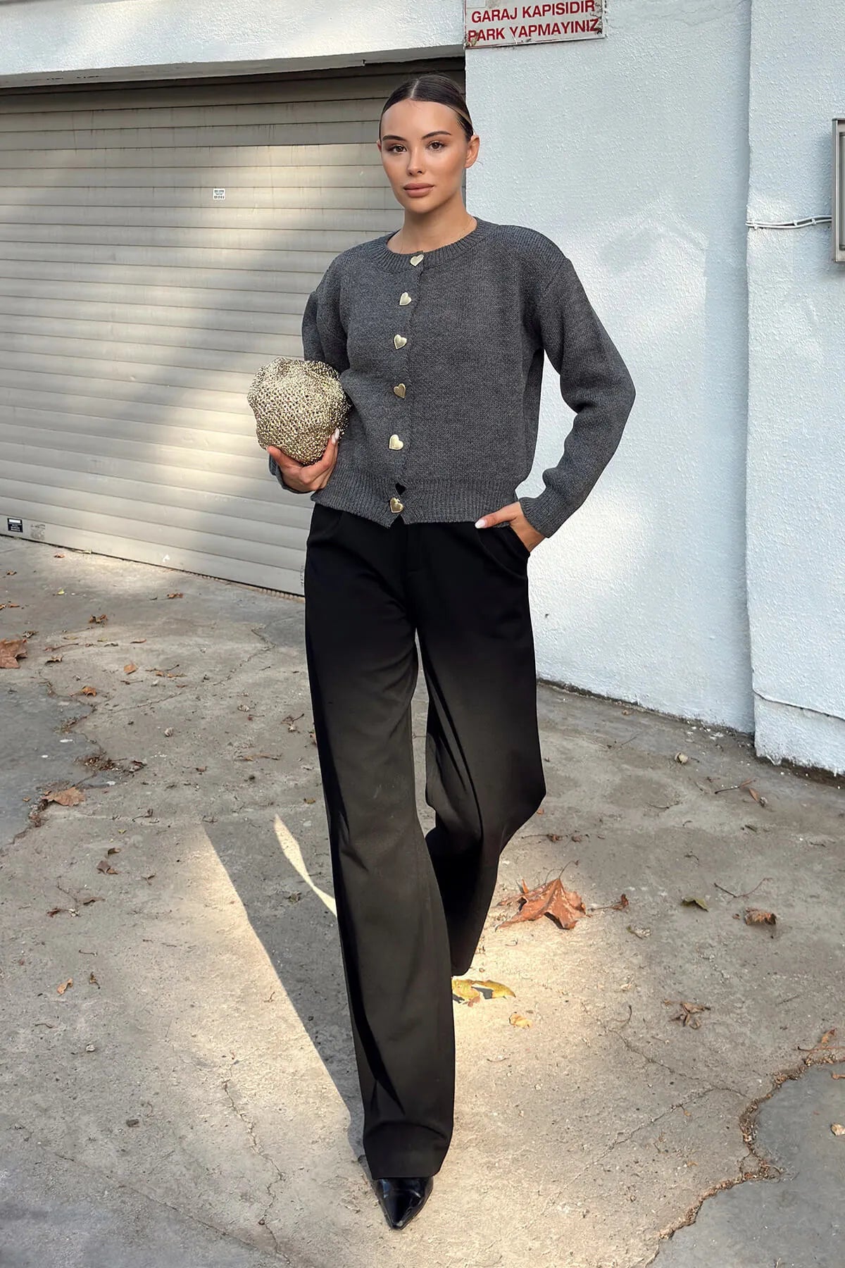 Füme Heart Gold Kalp Düğmeli Kadın Triko Hırka