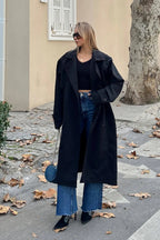 Siyah Oversize Kuşaklı Kruvaze Yaka Apoletli Kadın Midi Trençkot
