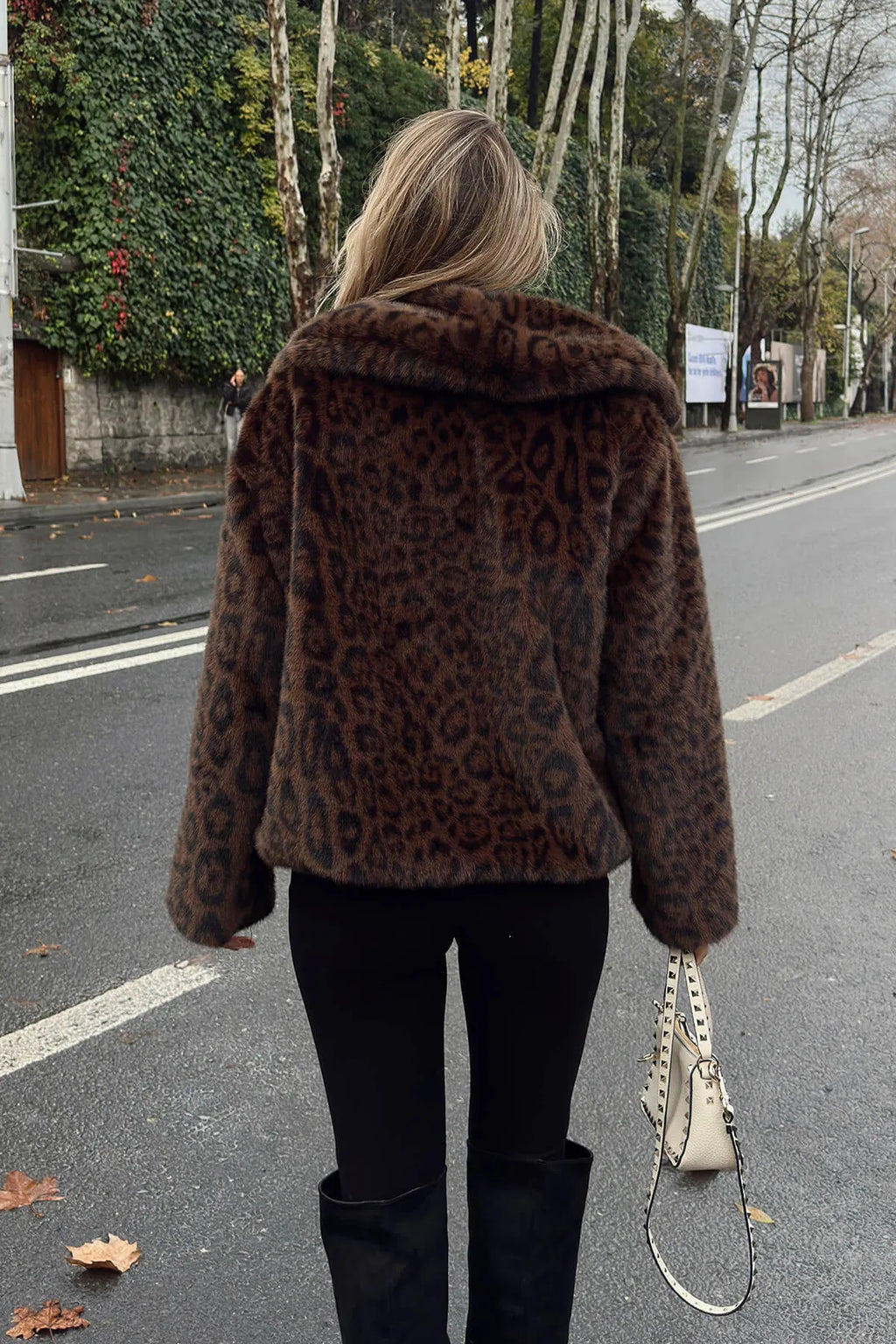 Kahverengi Leopar Desen Kruvaze Yaka Kadın Peluş Kürk