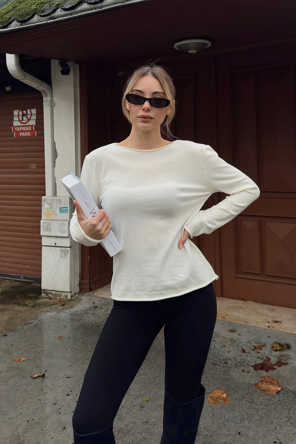 Bej Kayık Yaka Basic Kadın Korsman Triko Bluz