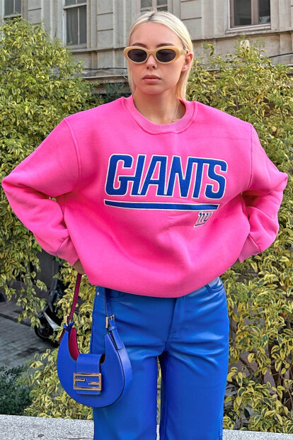 Pembe Giants Nakışlı İçi Pamuklu Kadın Sweatshirt - SWİST