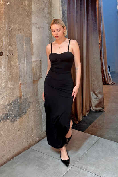 Siyah Askılı Göğüs Pedli Yırtmaçlı Kadın Midi Elbise - 2