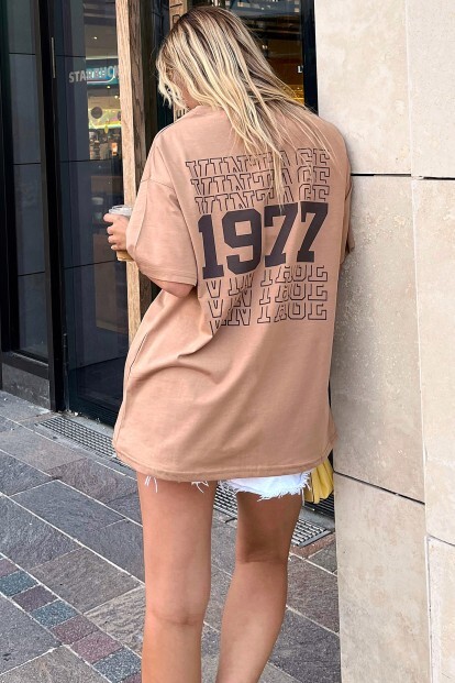 Vizon Vintage Sırt Baskılı Oversize Kadın Tshirt - 4